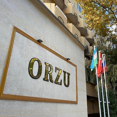Orzu Hotel ナマンガン エクステリア 写真